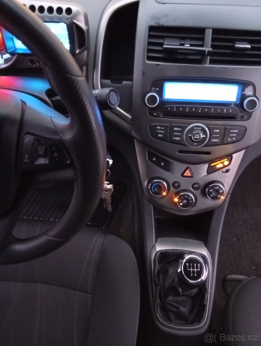 Chevrolet aveo T300 rok 2012 - 5