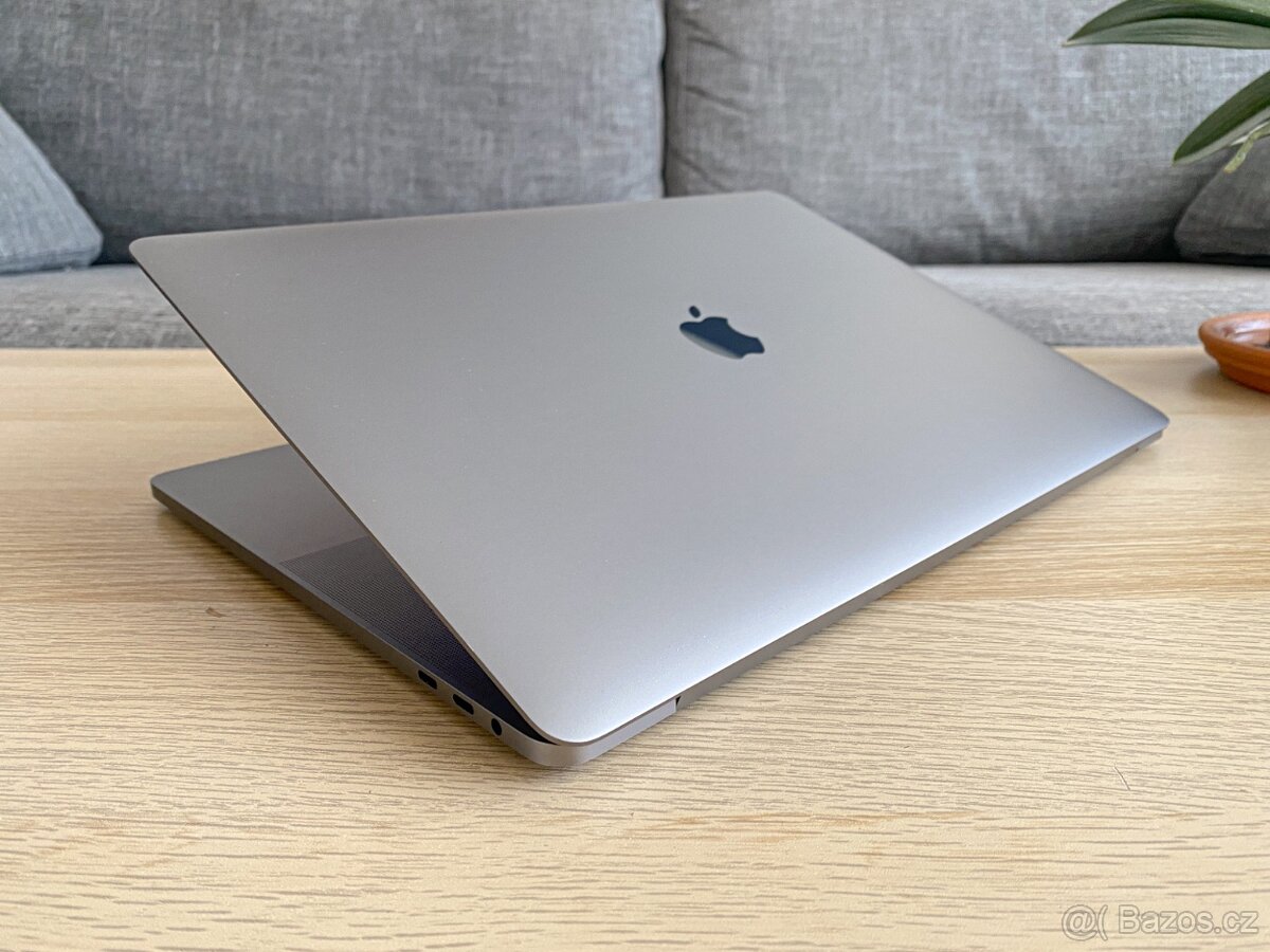 Apple MacBook Pro 15" - ZÁNOVNÍ STAV 10/10 - ZÁRUKA - 5