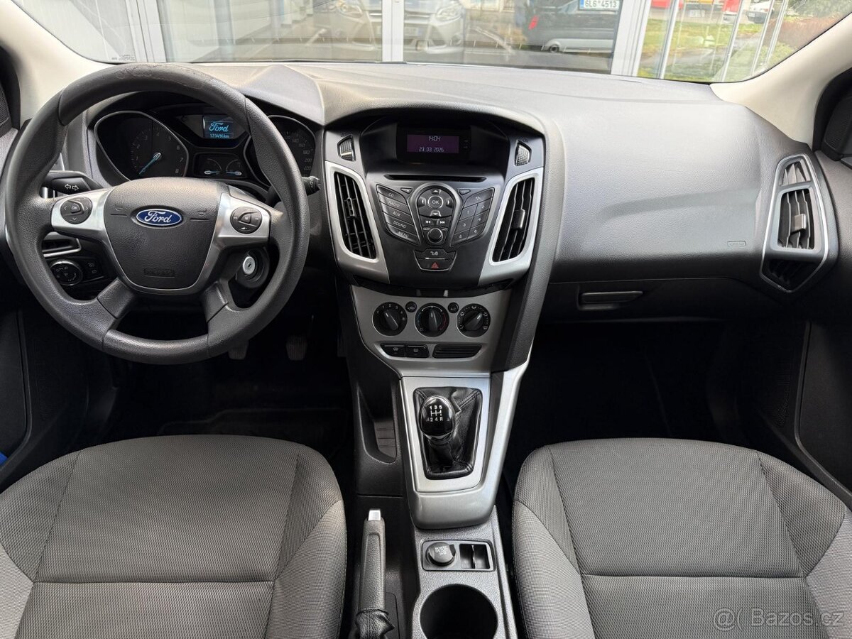Ford Focus Combi benzín r.v. 2011 - 5