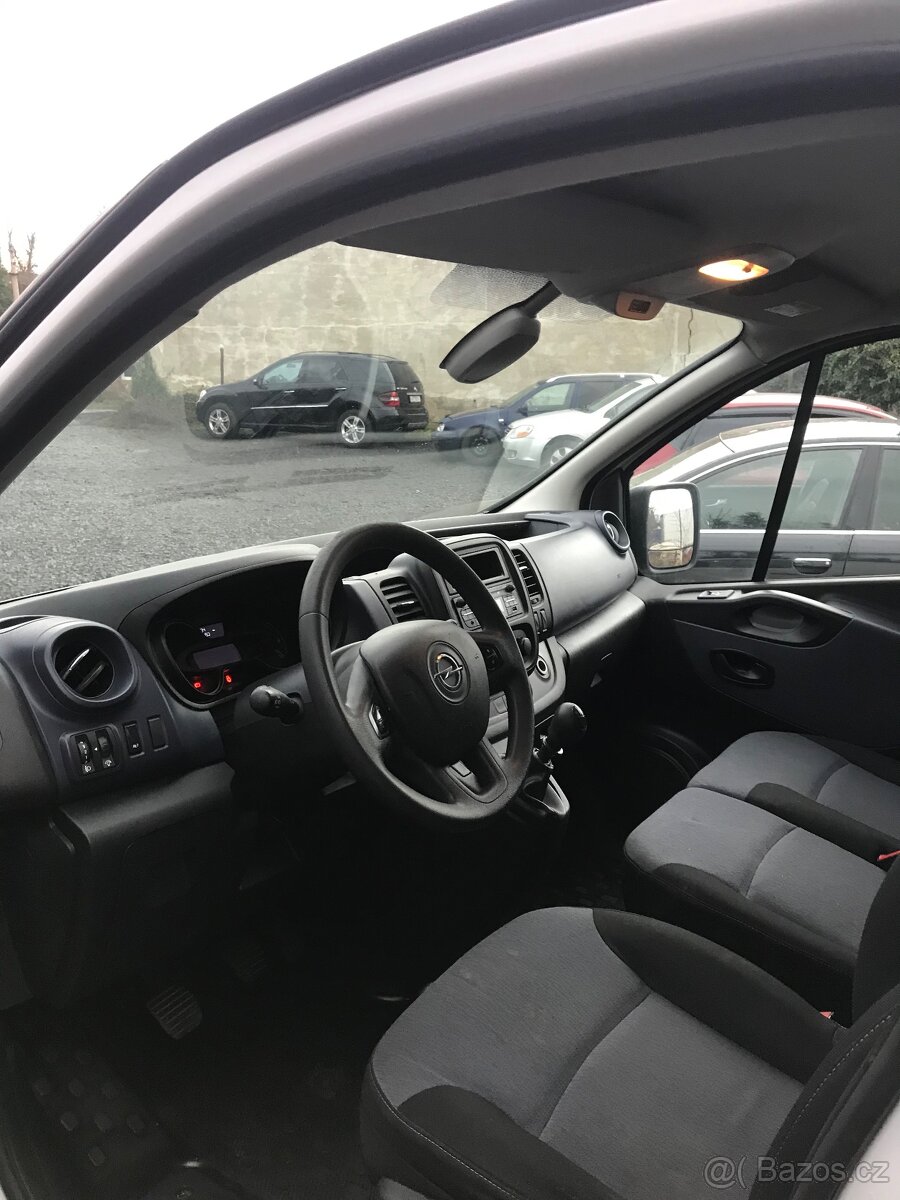 2017 Opel Vivaro 5.8 /100 - 5