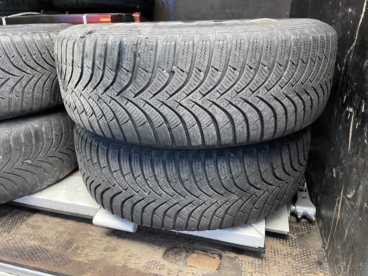 Prodam plechove disky Octavia 195/65R15 Hankook - 5