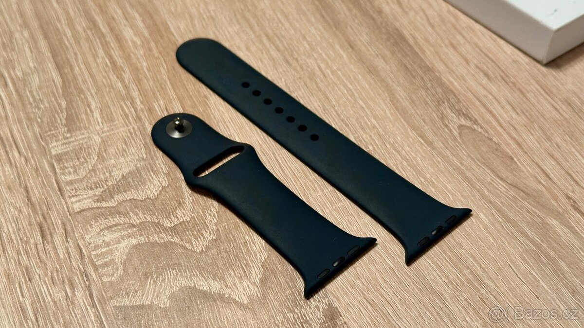 Apple Watch Series 9 GPS + Cellular 45mm - 5