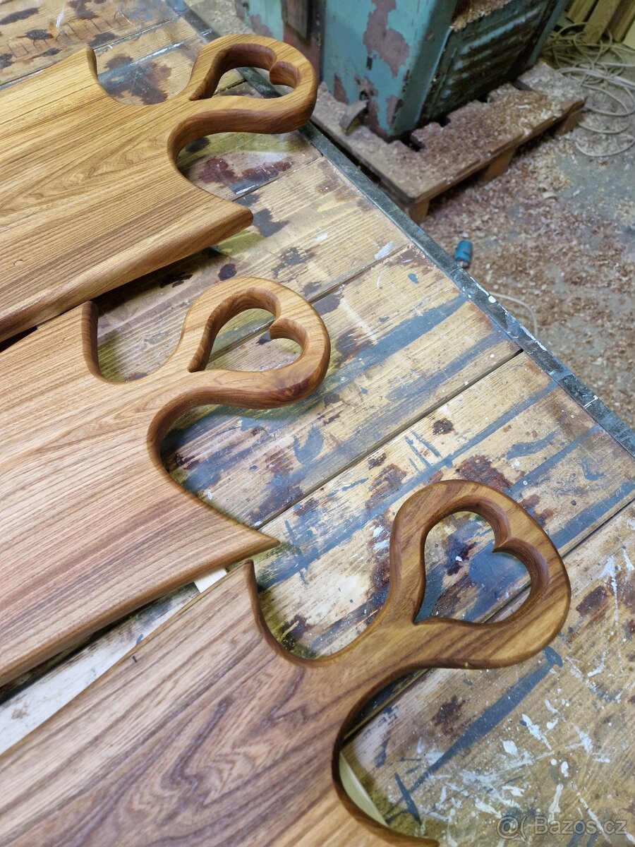 Masivní dřevěná prkénka, servírovací podnosy - 5