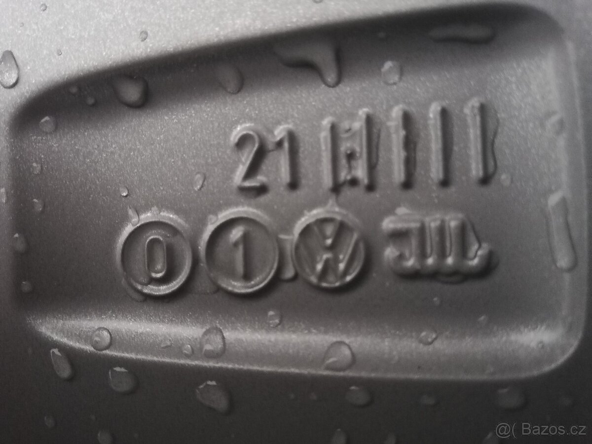 zimní alu VW Tiguan,Škoda Kodiaq 215/65R17 - 5