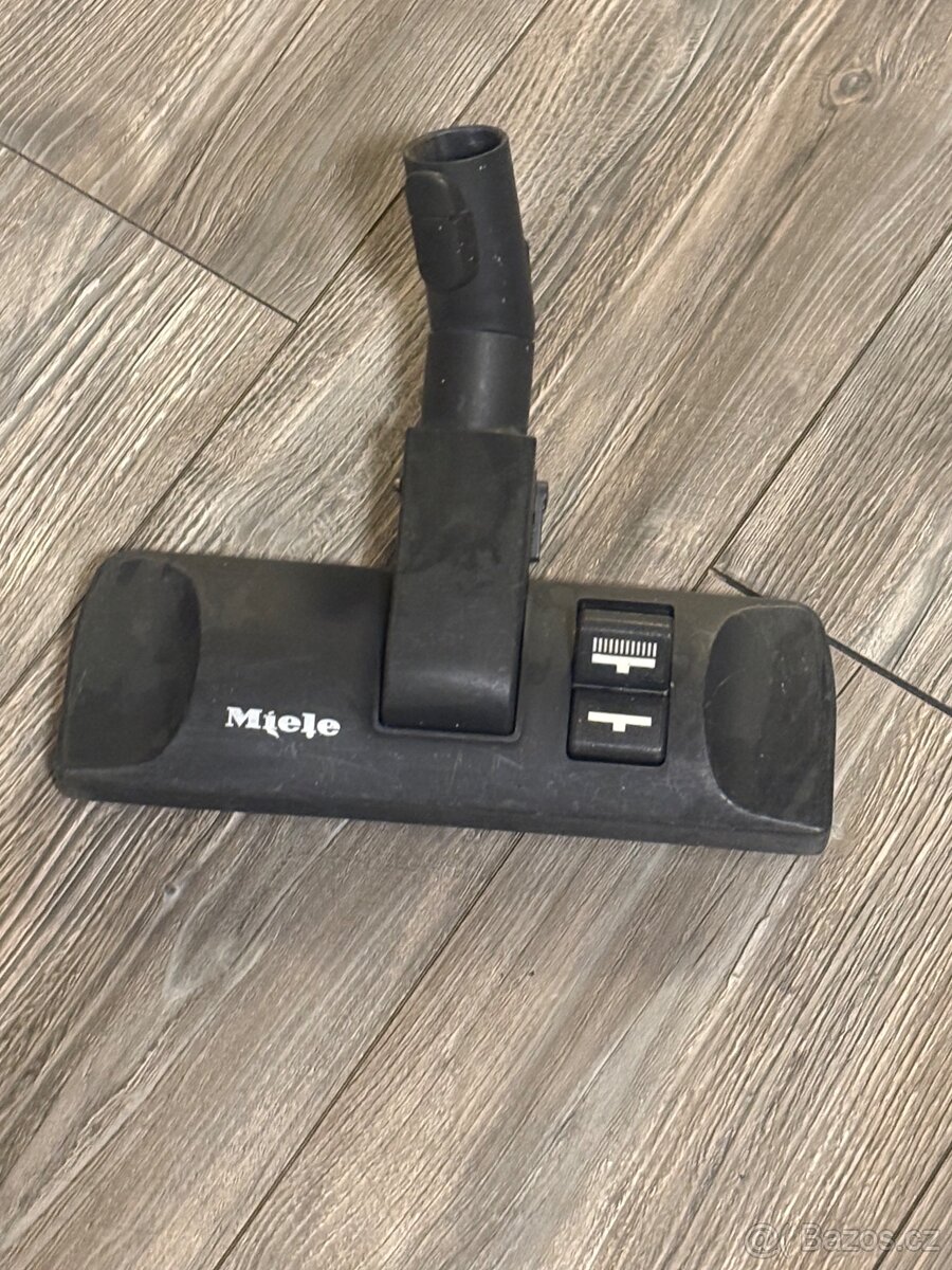 Miele vysavač - 5