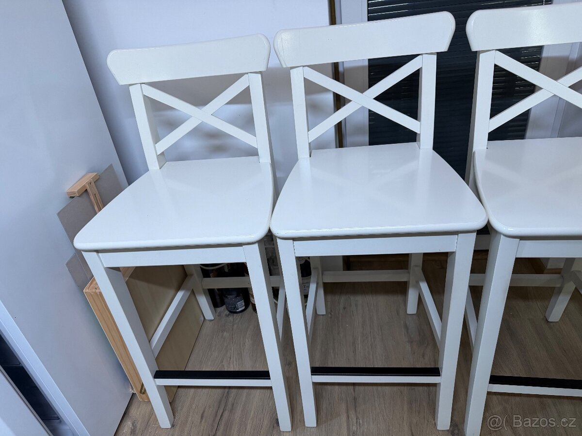 Stůl / ostrůvek TORNVIKEN + 4 židle ROSENTORP - 5