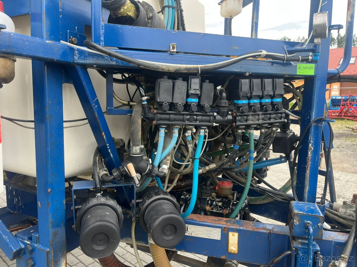 Tažený postřikovač SIEGER ( AgriFac) TSMR 3000 l , 24 m - 5