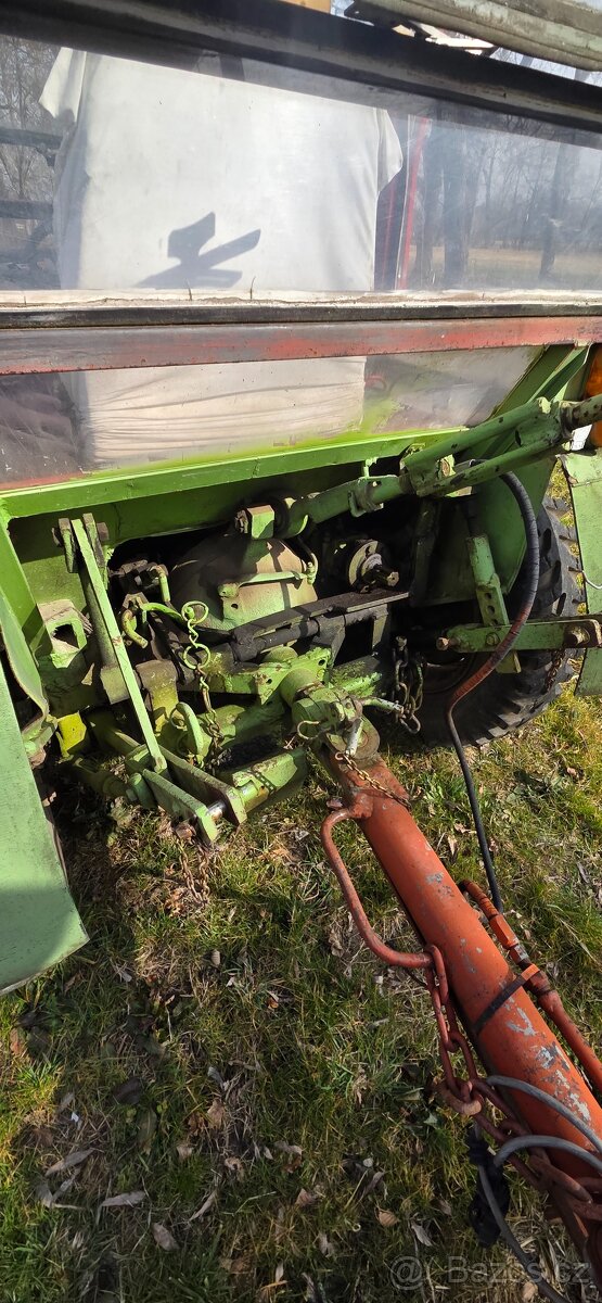 Prodám traktor domácí výroby, motor Žigul - 5