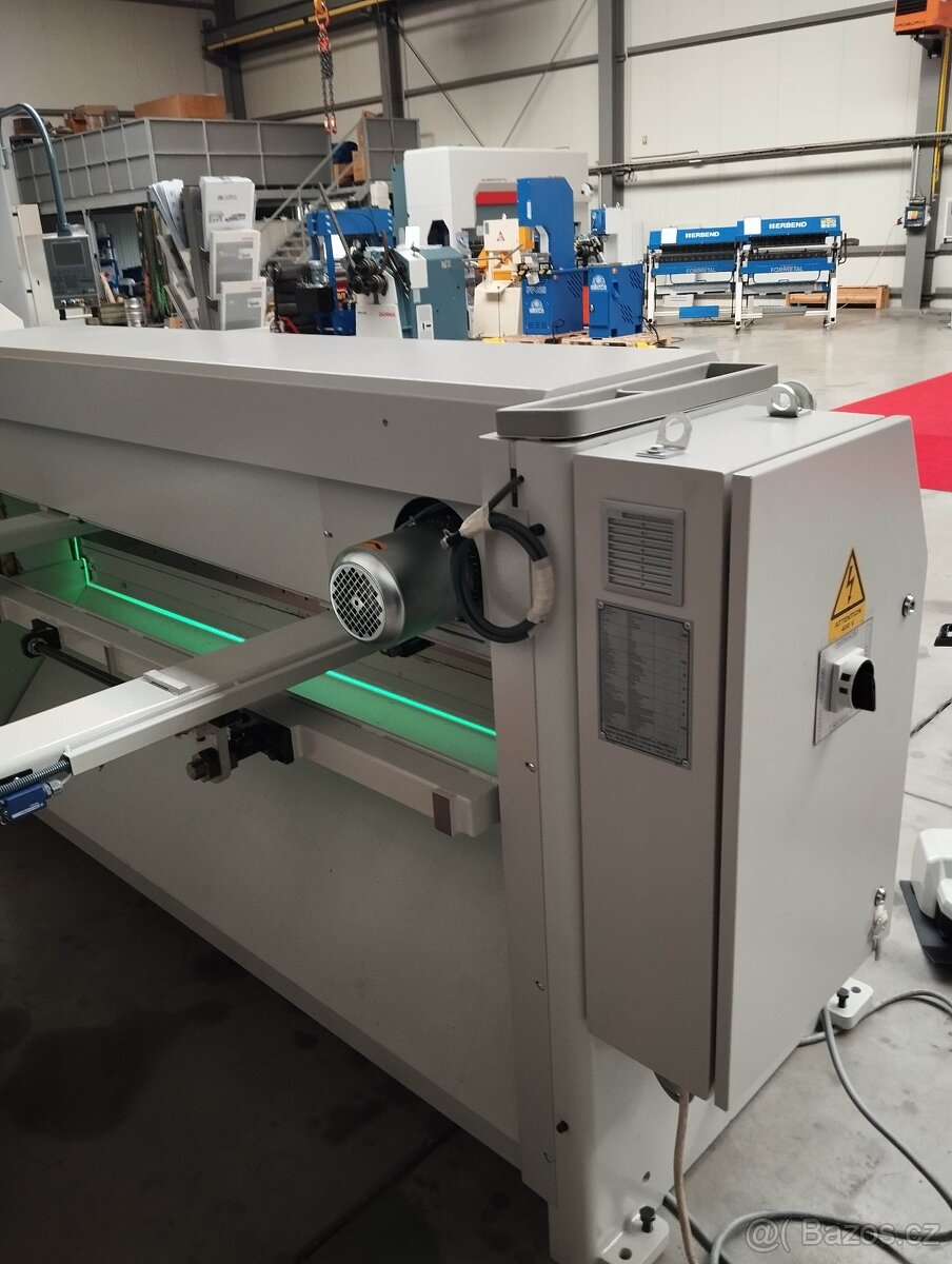 Elektromechanické tabulové nůžky DURMA, model MS 2004 - 5