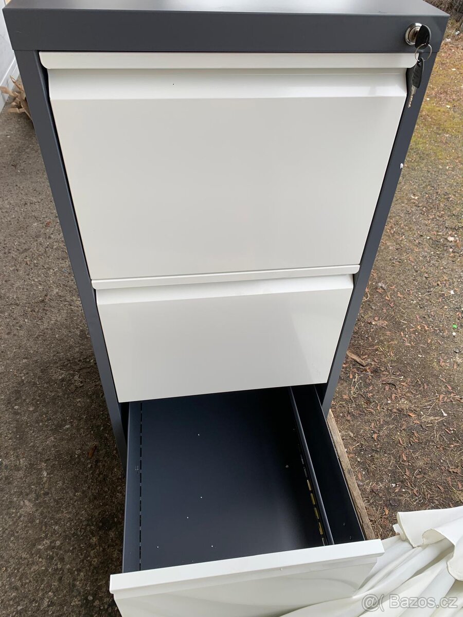 Nová uzamykatelná kartotèka - 5