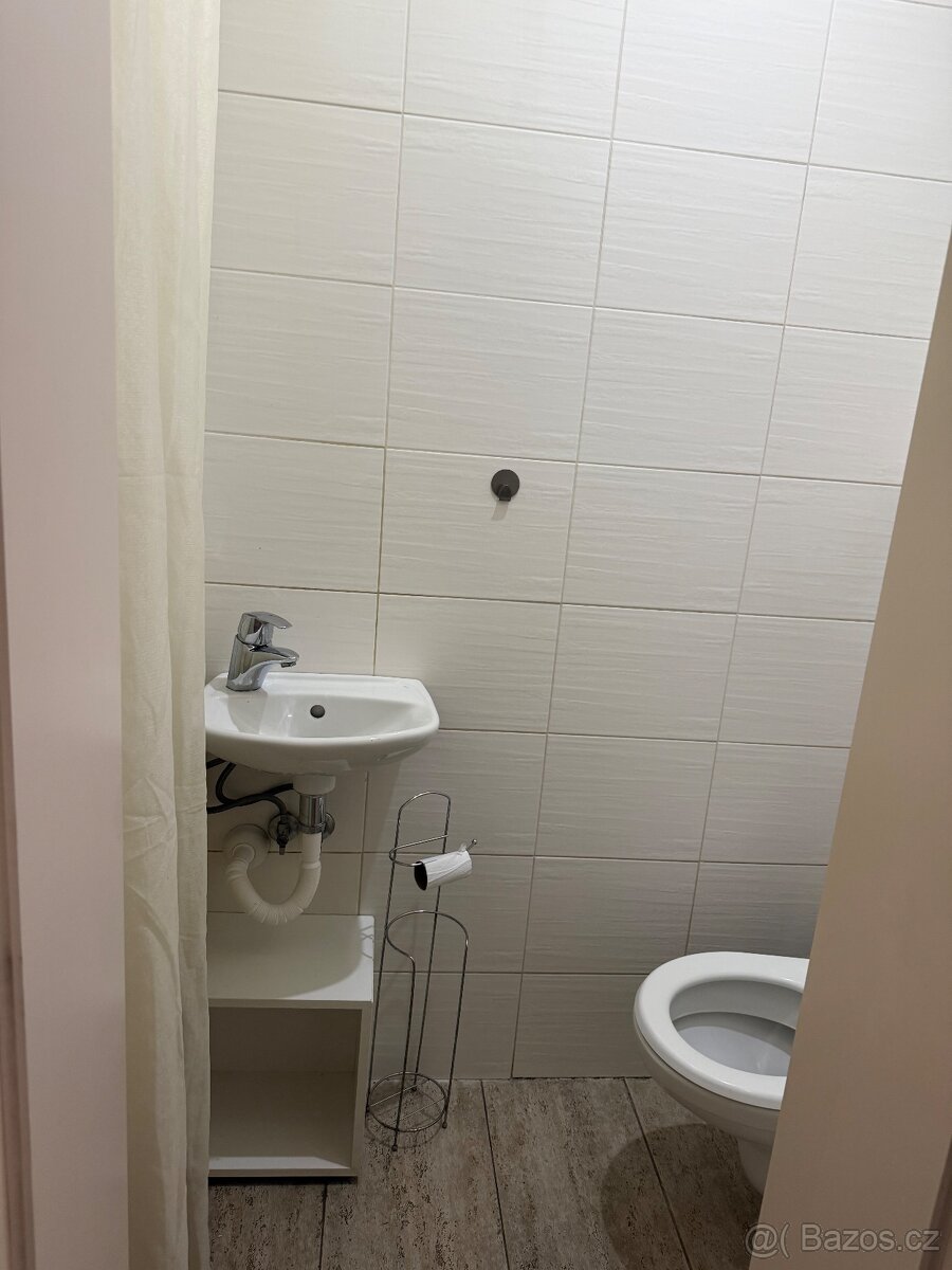 Pronájem bytu 4+1, 112 m², ul. Štěpánská, Praha 1 – centrum - 5