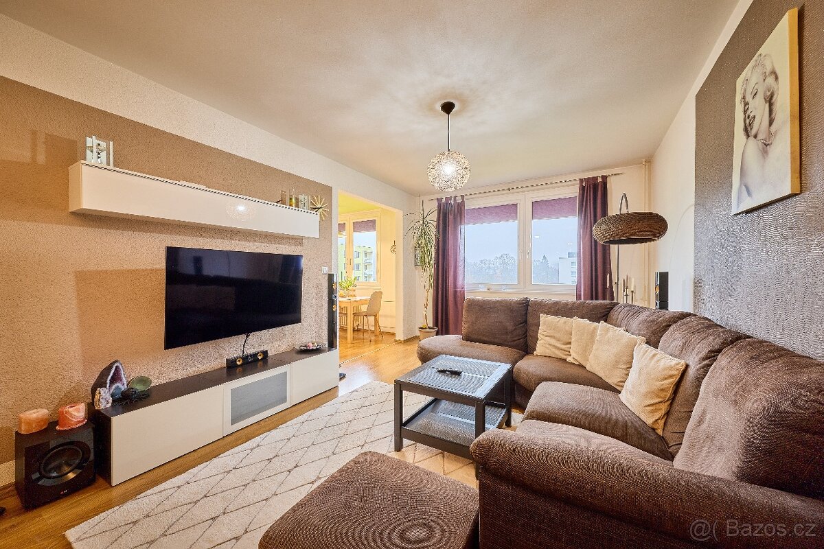 Prodej bytu 4+1 po kompletní rekonstrukci v Trutnově (Sněžen - 5