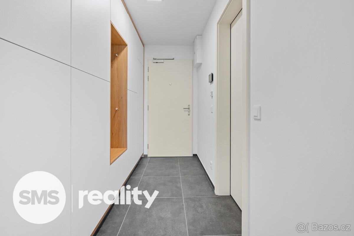 Pronájem moderního bytu 1+kk, 32 m² – Nové Lauby, centrum Os - 5