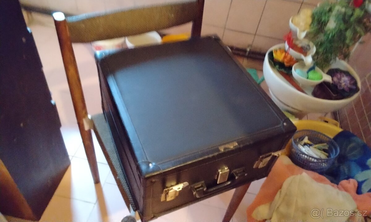 Prodám HELIGONKU Hlaváček be es asi - 5