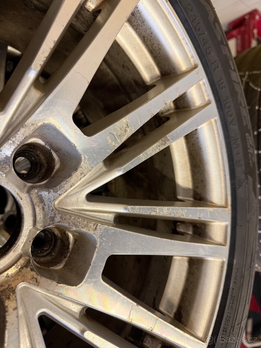 Audi 245/45 R18 - 5