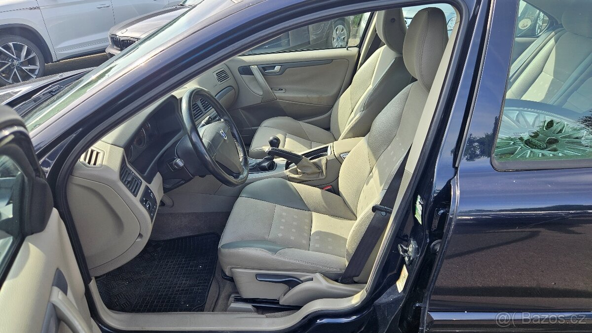 Volvo S60 2,4D - 5