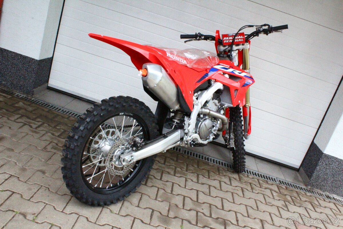 Honda CRF 250 R 2024 nová skladem