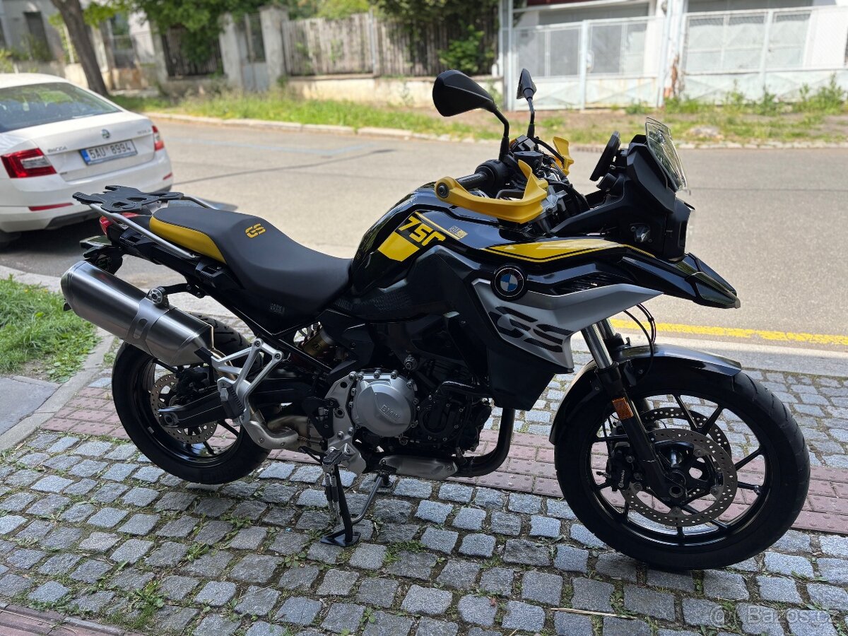 BMW F750 GS výroční Edice 40th years GS nájezd pouze 2423 km