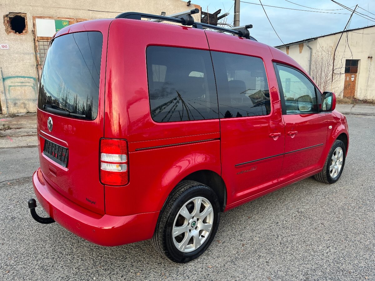 Vw Caddy 2.0tdi 103 kw 7.míst po servisu závěs vyhř.sedačky - 5