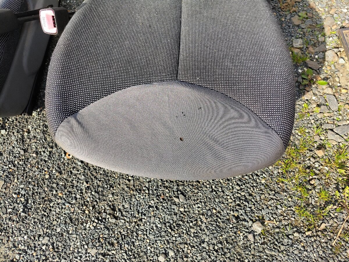 Sedačky Peugeot 107 - 3 dveřový - 5