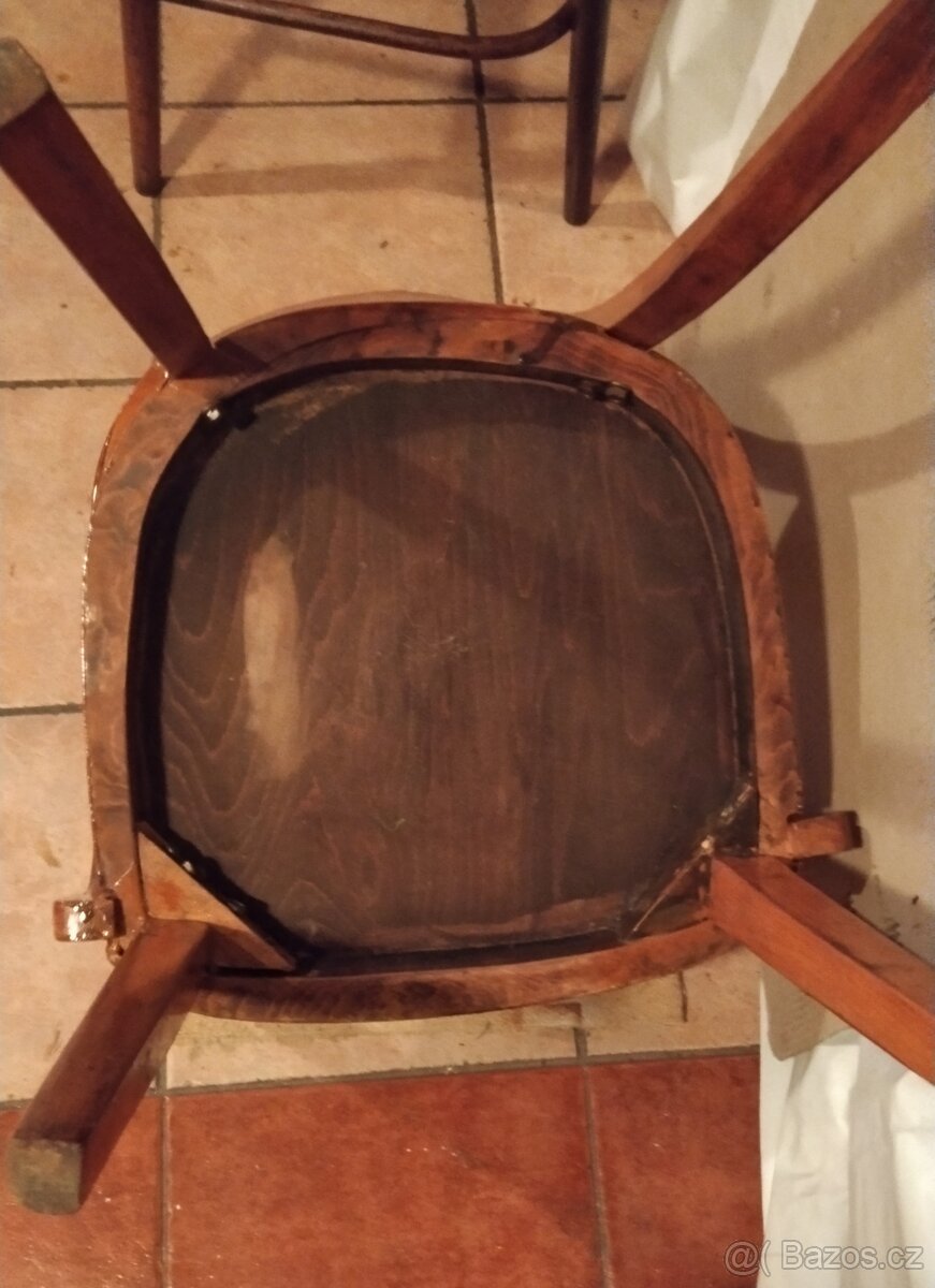 Nabízím staré polokřeslo Thoner č.14 (TON 3) rok 1940/50 - 5