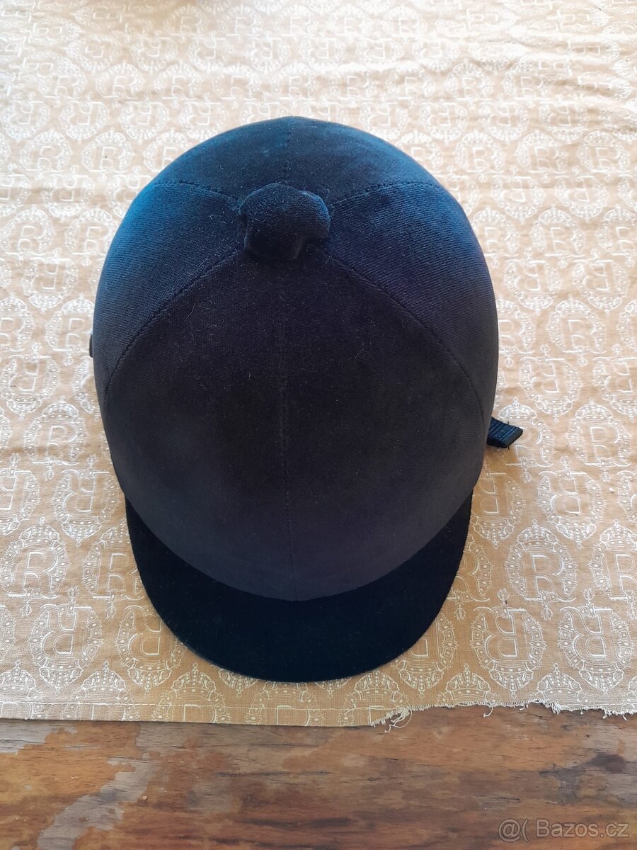 Jezdecká sada (páteřák, přilba, návleky,2x kalhoty) - 5