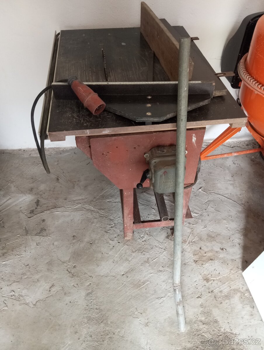 Cirkulárka domácí výroby - 5