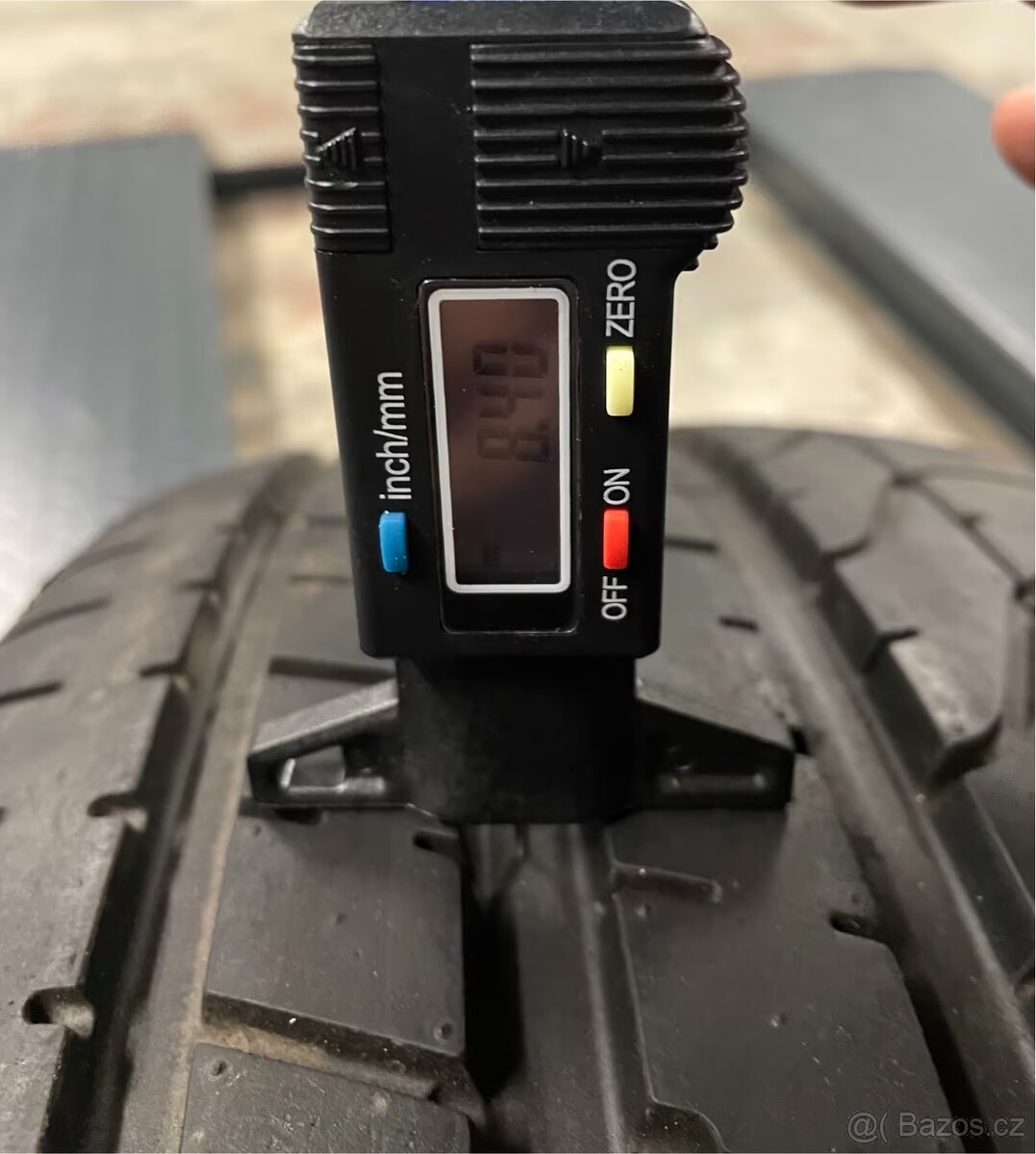 Pirelli P ZERO 235/35 ZR20 88Y - 5