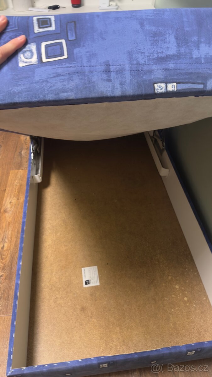 Polohovací postel z úložném prostorem - 5