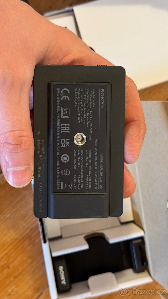 Sony Vlog Monitor - 5