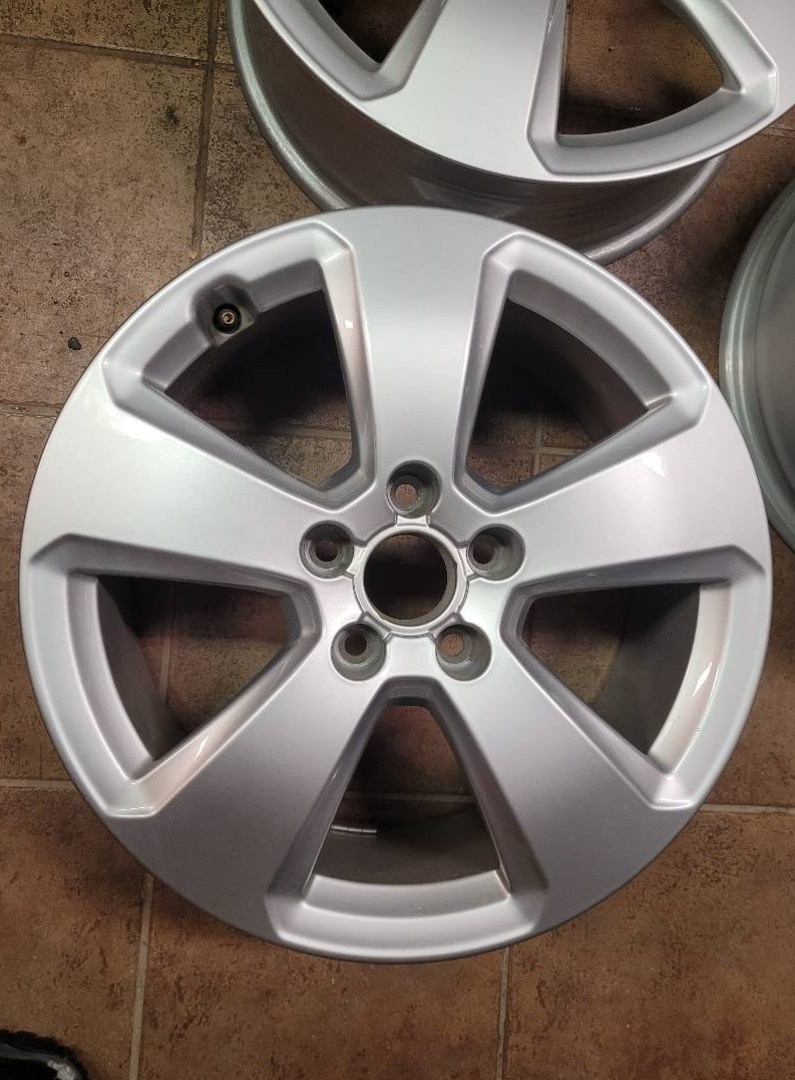 Alu disky original Audi A3 R17 - 5