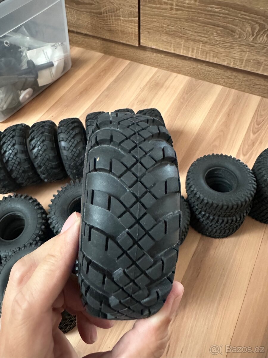 Prodám RC PNEU,různé velikosti. - 5