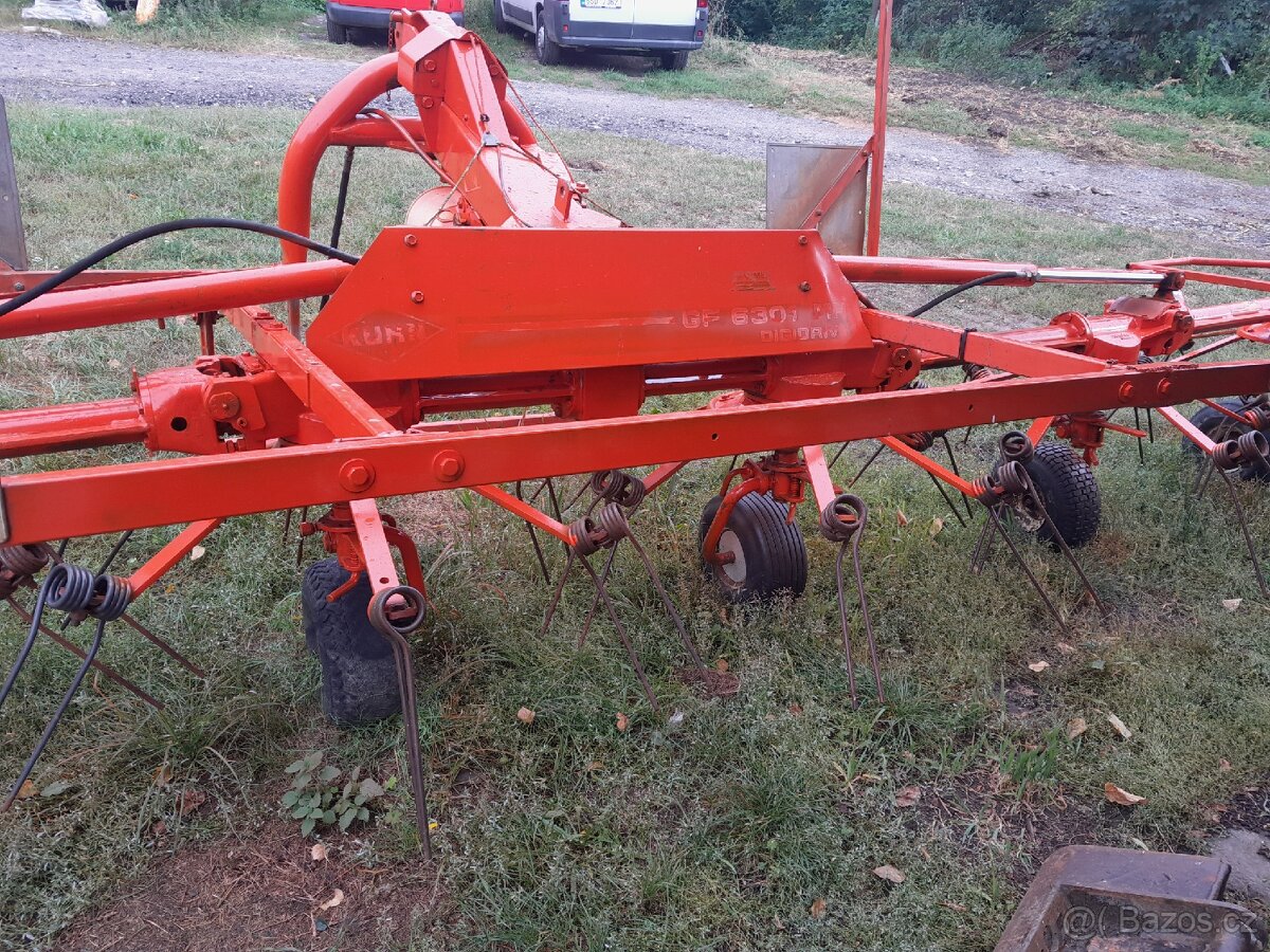 Prodám obraceč sena kuhn gf 6301 digidriv - 5