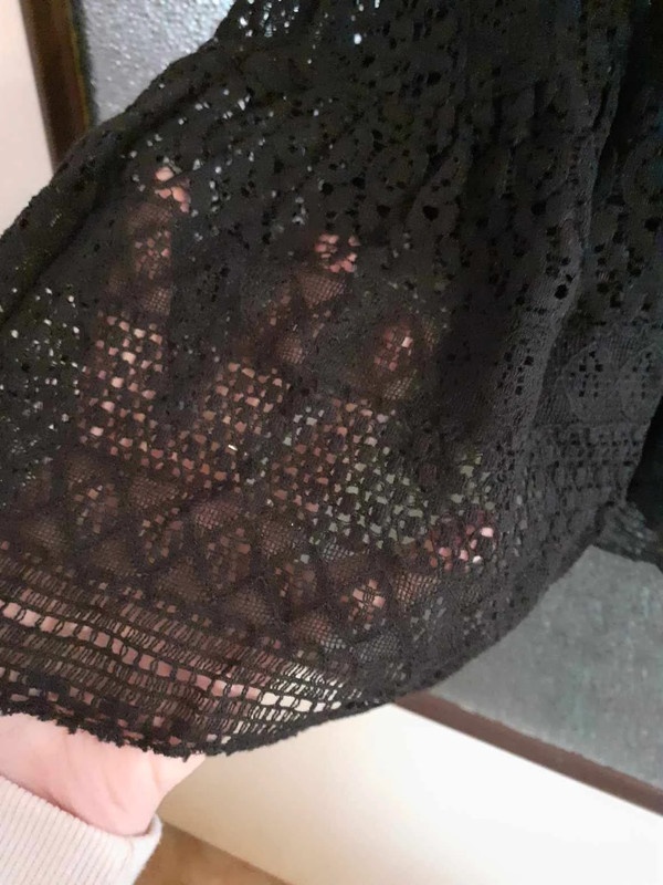 Mini krajkové černé šaty, univerzální - 5