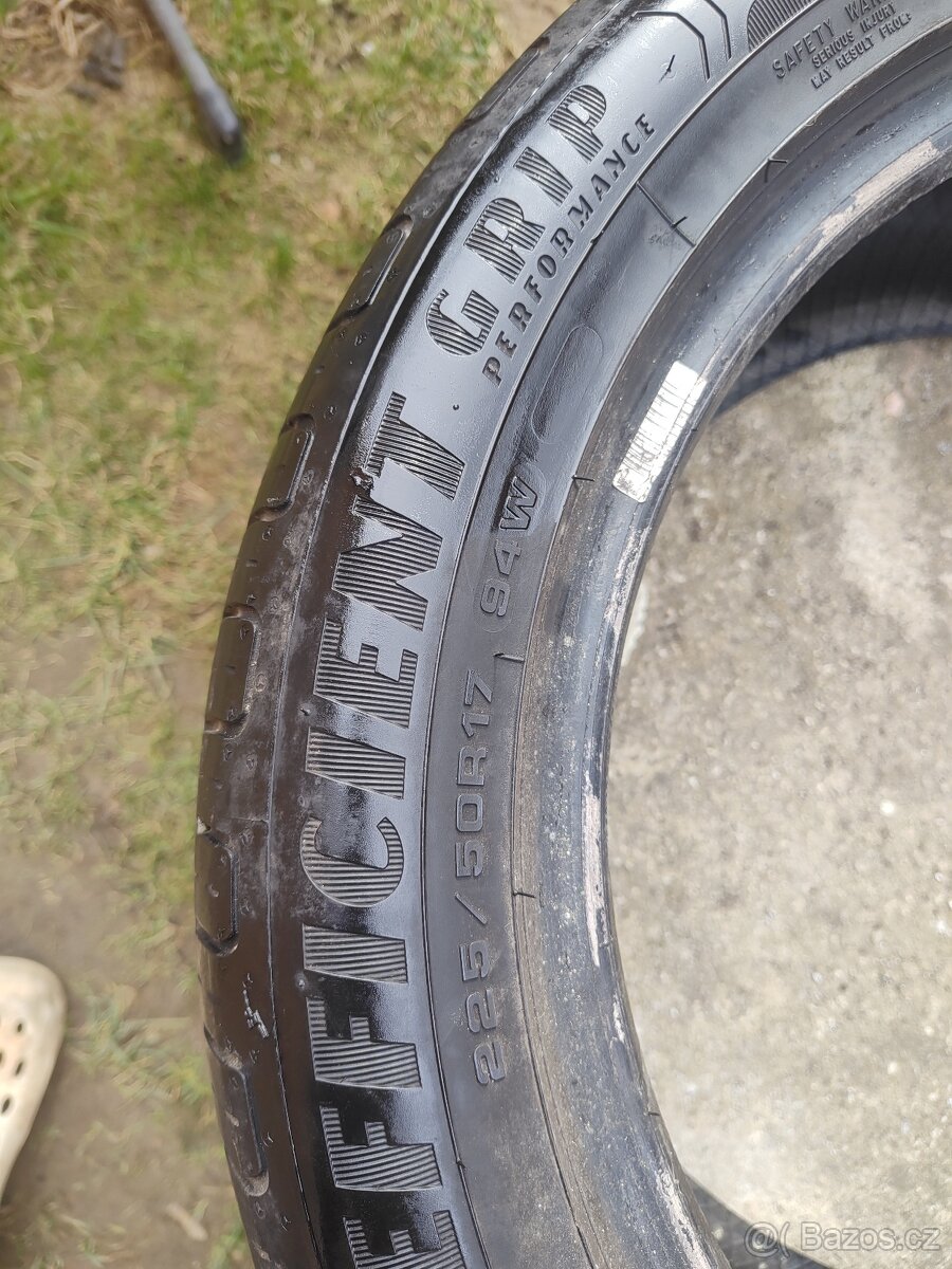 Goodyear Efficientgrip performance 225/50 r17 - 5