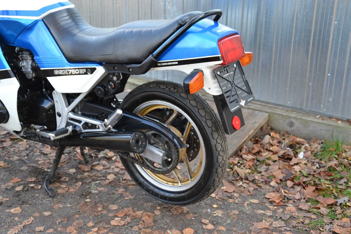 Suzuki GSX 750EF ( GR72A ) - 5