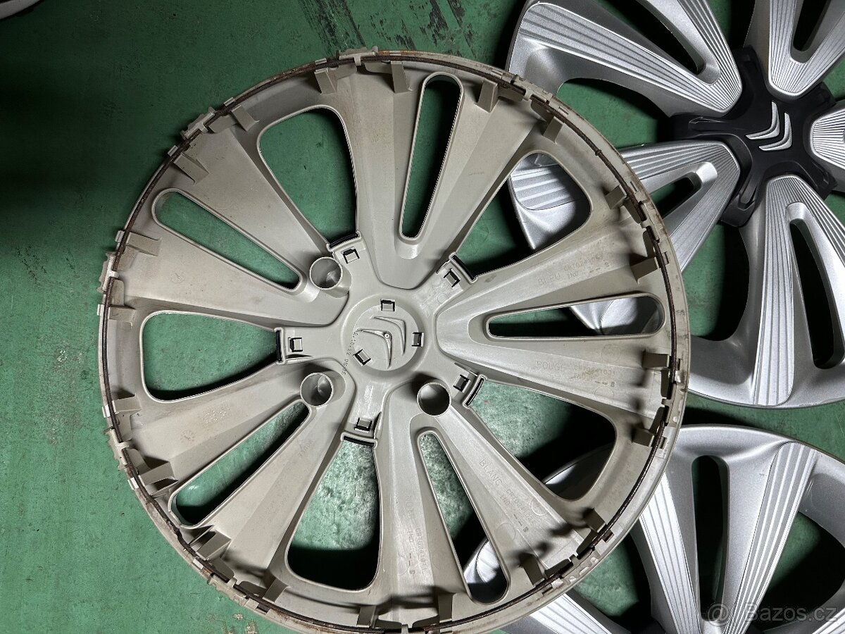 Prodám originální OEM poklice Citroën C3/C4 16" - 5
