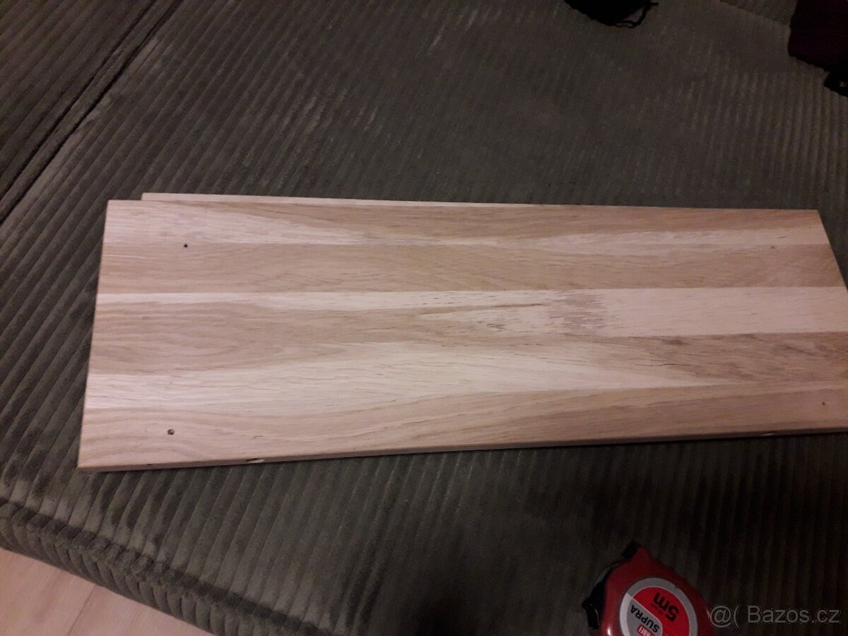 Police 2 ks + konzole 4 ks - 5