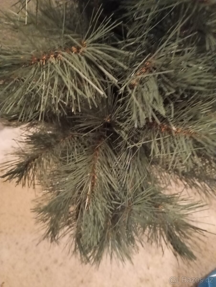 vánoční stromek+ stojany na stromek - 5