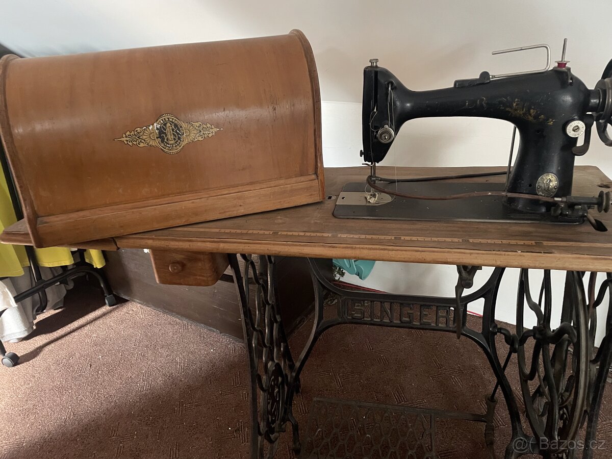 Starožitný šicí stroj Singer – s příklopem - 5