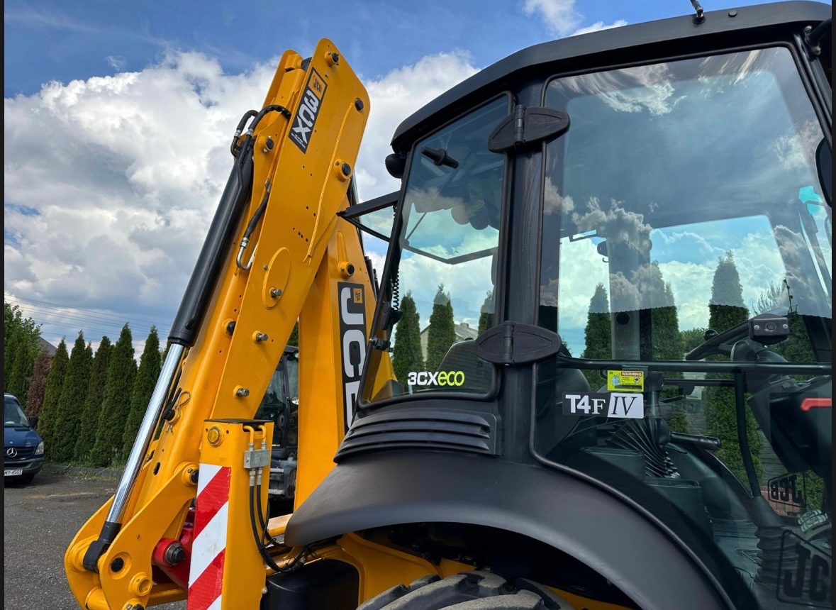 JCB 3CX - 5