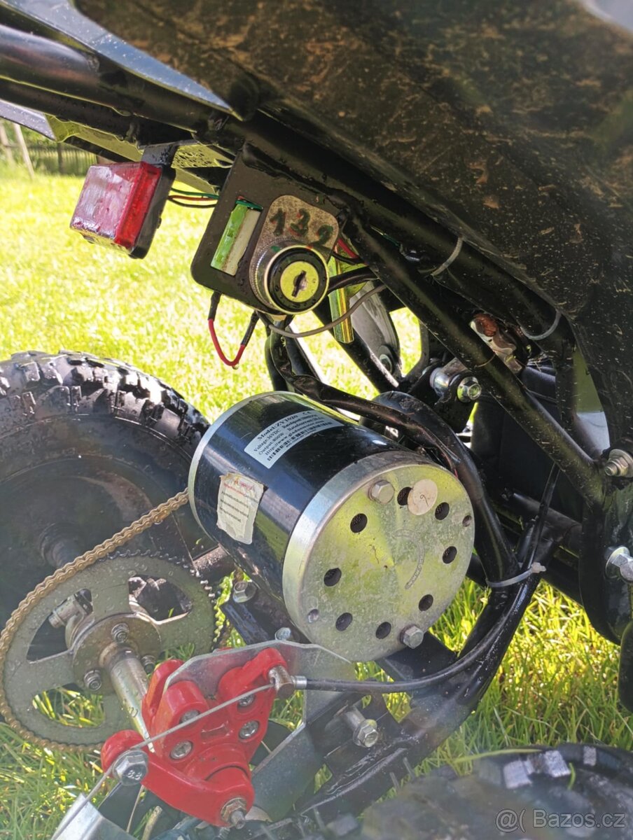 Dětská elektrická čtyřkolka