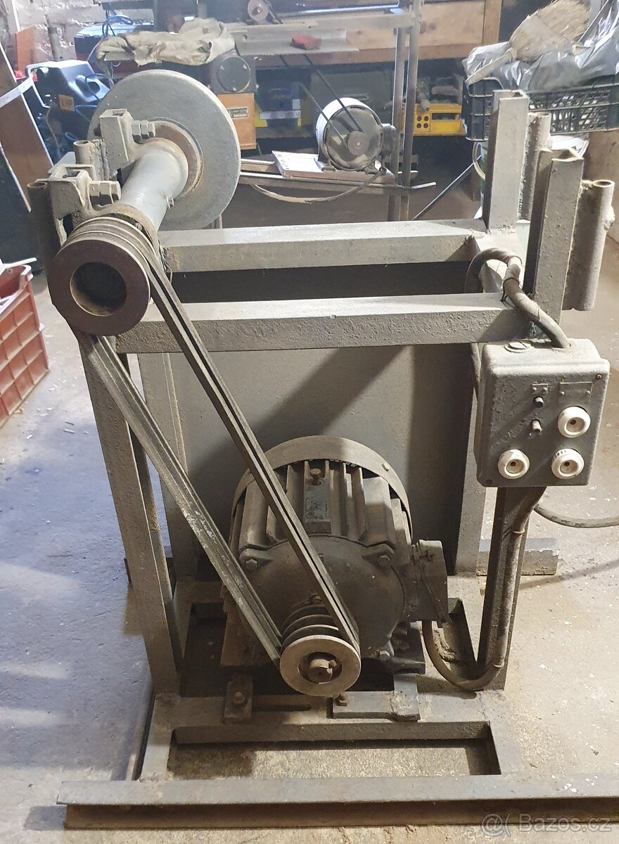 Pila - Cirkulárka / bruska - 5