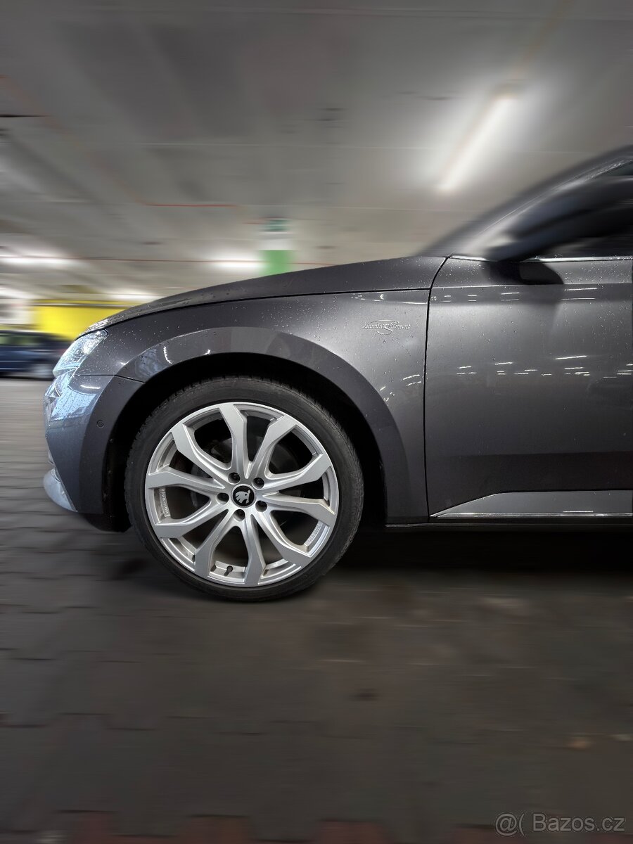 ŠKODA SUPERB L&K 147 KW - 5