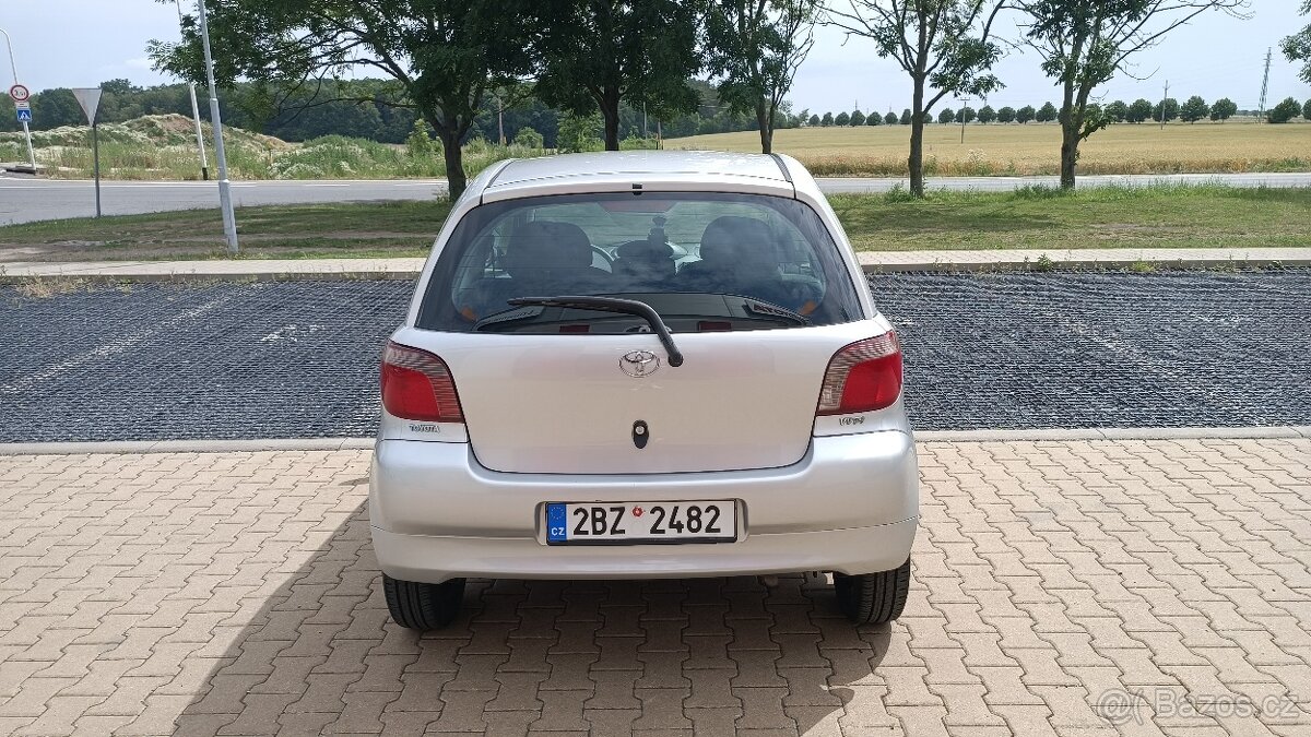 Toyota Yaris 1.3 - 5