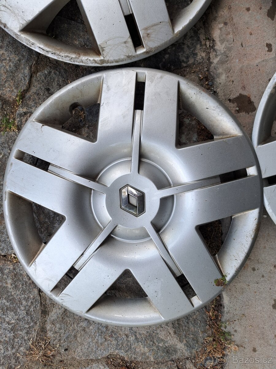 Poklice Renault CAROLI 15" - 5