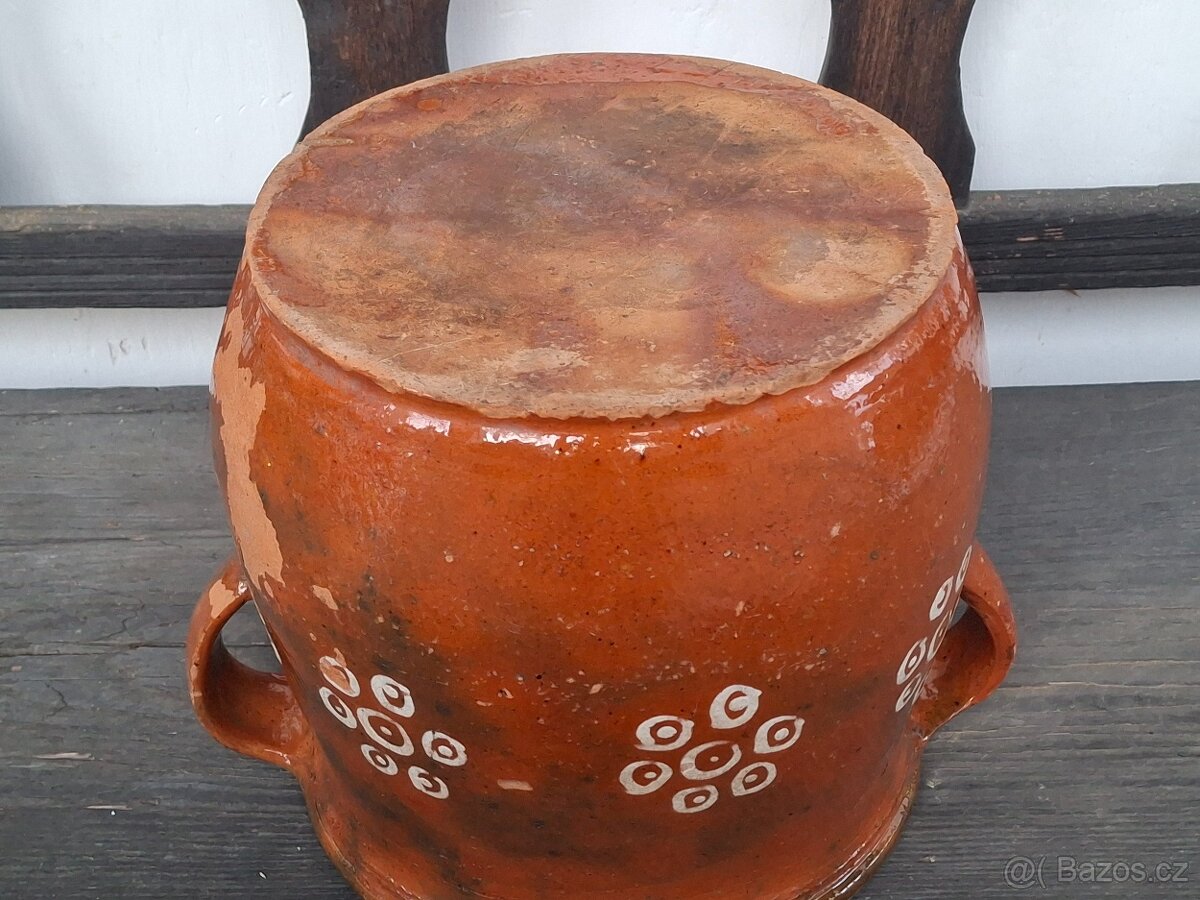 Staré hrnce z Litovle - 5