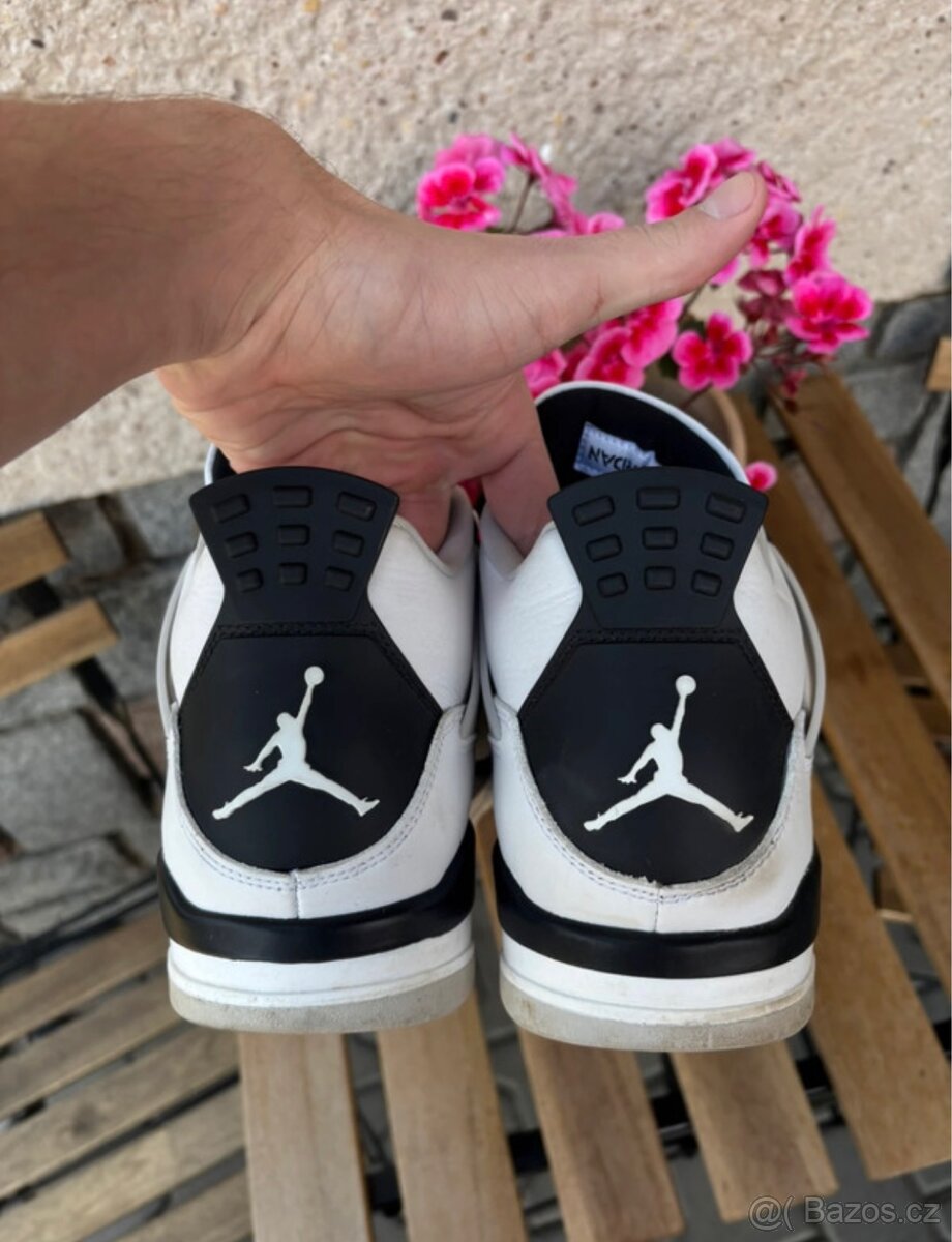 Jordan 4 Military Black - 5