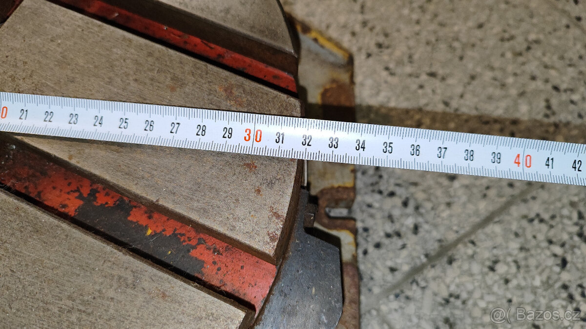 Otočný stůl na frézku, vrtačku a pod. 320mm - 5