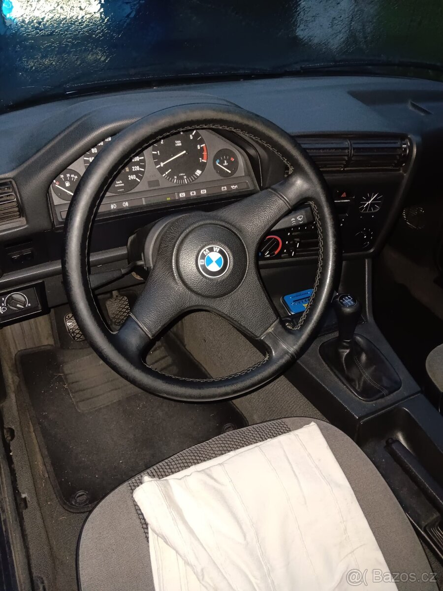BMW e30 318i coupe - 5